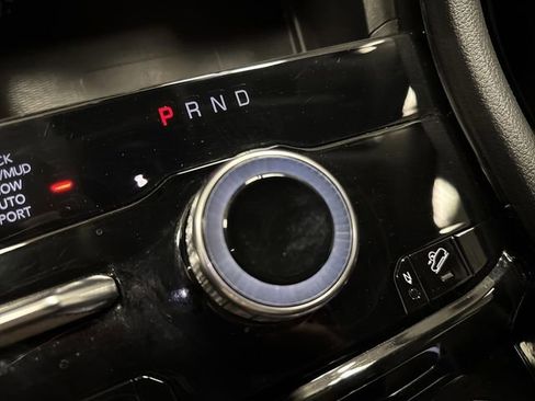 Used 2023 Jeep Grand Cherokee 4WD 4xe w/ Luxury Tech Group II image 23