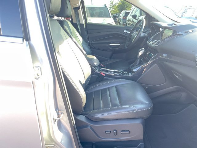 Used 2016 Ford Escape Titanium AWD/4WD image 16