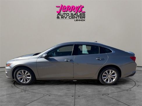 Used 2024 Chevrolet Malibu LT image 2