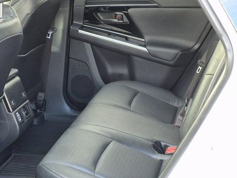 Used 2024 Toyota bZ4X Limited image 20