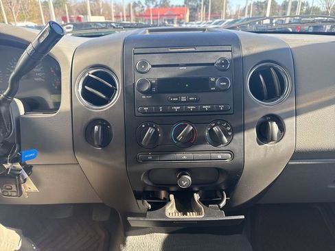 Used 2007 Ford F150 XLT image 17