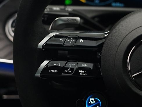 New 2026 Mercedes-Benz E 53 AMG e 4MATIC Sedan image 18