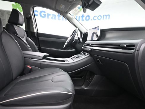 Used 2025 Hyundai Palisade SEL FWD image 9