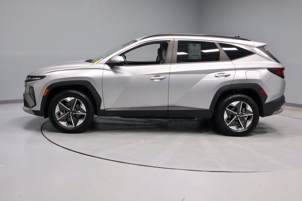 Used 2025 Hyundai Tucson SEL AWD/4WD image 9