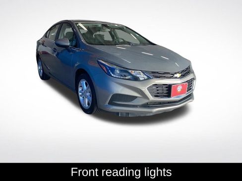 Used 2017 Chevrolet Cruze LT FWD image 15