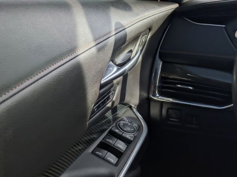 Used 2019 Cadillac XT4 Sport w/ Cold Weather Package image 22