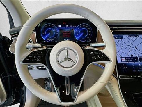 Used 2023 Mercedes-Benz EQS 450+ 4MATIC SUV image 11