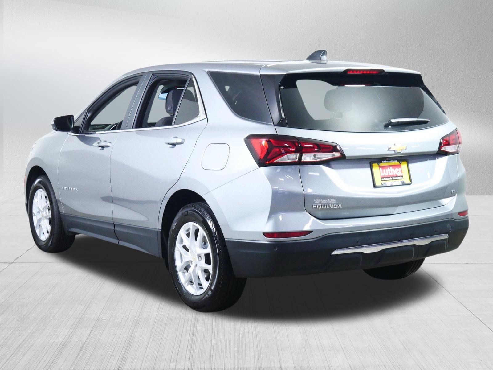 Used 2024 Chevrolet Equinox LT FWD image 5