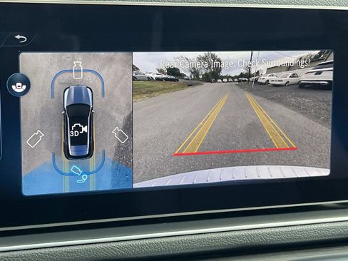 Used 2025 Mercedes-Benz GLE 350 4MATIC image 32