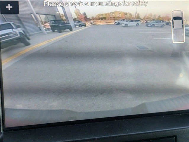 Used 2018 Ford F150 XLT w/ Equipment Group 302A Luxury AWD/4WD image 13