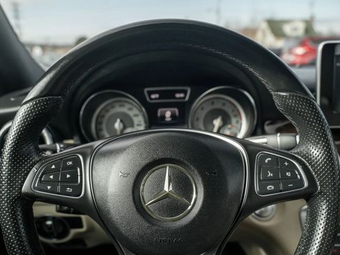 Used 2015 Mercedes-Benz CLA 250 image 18