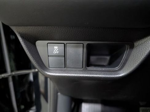 Used 2025 Honda HR-V Sport image 18