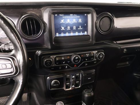 Used 2021 Jeep Wrangler Unlimited Sport image 5