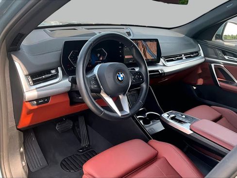 Used 2026 BMW X2 xDrive28i AWD/4WD image 17