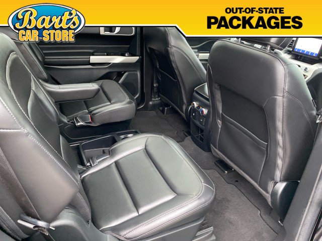 Used 2021 Ford Explorer XLT w/ Equipment Group 202A AWD/4WD image 14