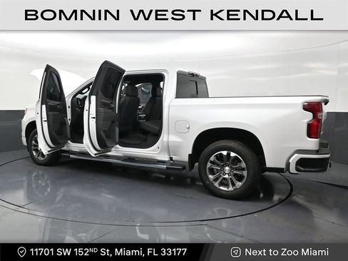 Used 2023 Chevrolet Silverado 1500 High Country w/ Technology Package image 31