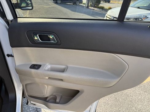 Used 2013 Ford Explorer 4WD image 19