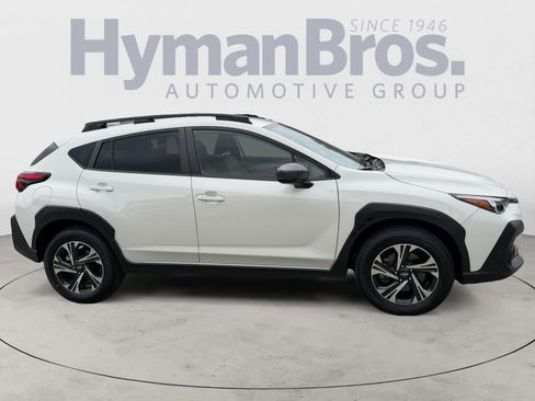 Certified 2024 Subaru Crosstrek 2.0i Premium w/ Crosstrek Mirror Package AWD/4WD image 2