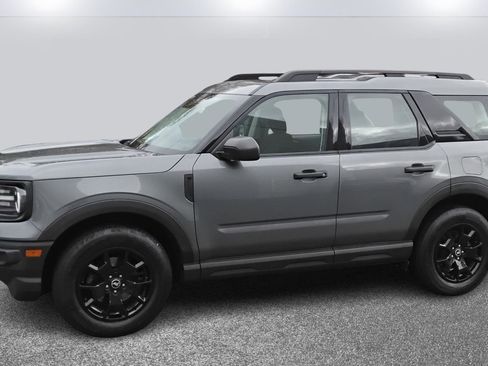 Used 2022 Ford Bronco Sport Base image 3