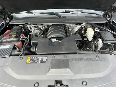 Used 2017 Chevrolet Tahoe LT image 30