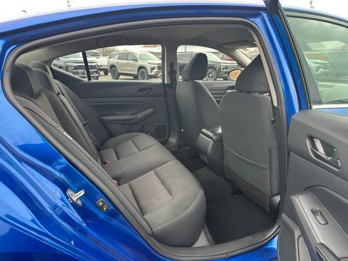 Used 2025 Nissan Altima 2.5 SV image 13