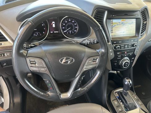 Used 2017 Hyundai Santa Fe Sport AWD/4WD image 17
