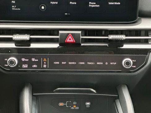 New 2026 Kia Sportage LX image 22