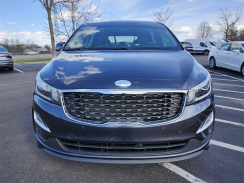 Used 2019 Kia Sedona EX image 11