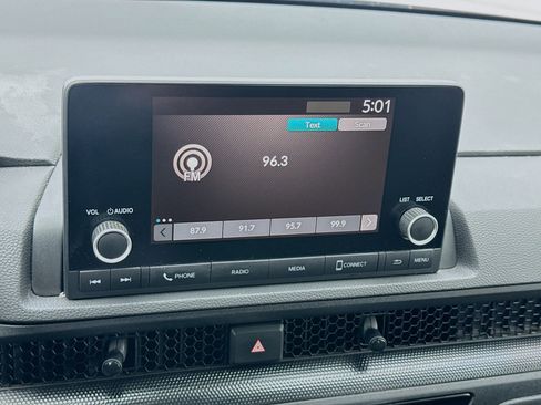 Used 2024 Honda CR-V LX image 11