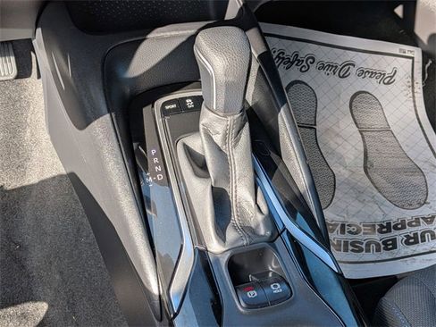 Used 2022 Toyota Corolla SE image 22