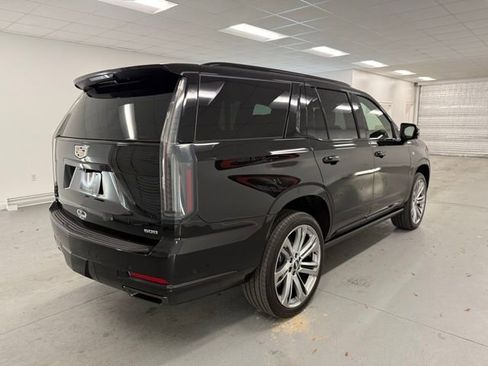 Used 2026 Cadillac Escalade Sport w/ Touring Package image 6