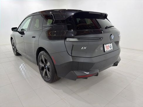 Used 2025 BMW iX xDrive50 w/ Premium Package image 3