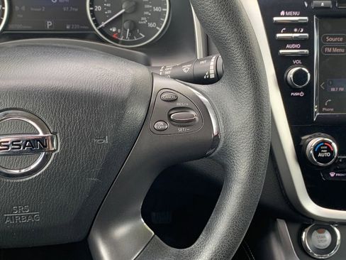 Used 2022 Nissan Murano S FWD image 12