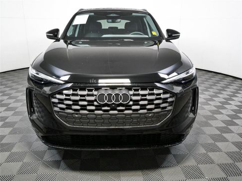 Used 2025 Audi Q5 Premium w/ Convenience Package AWD/4WD image 35