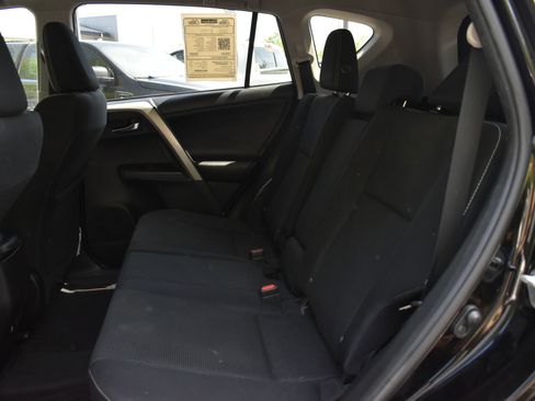 Used 2018 Toyota RAV4 XLE w/ Plus Extra Value Package AWD/4WD image 16