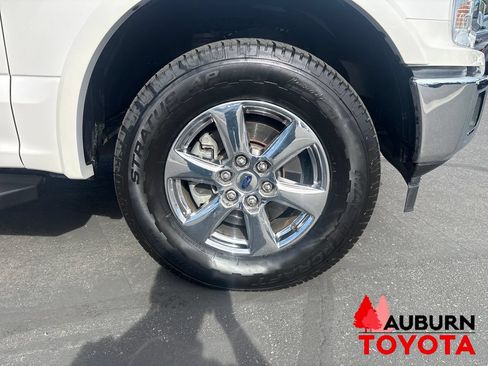 Used 2018 Ford F150 Lariat w/ Equipment Group 502A Luxury AWD/4WD image 24
