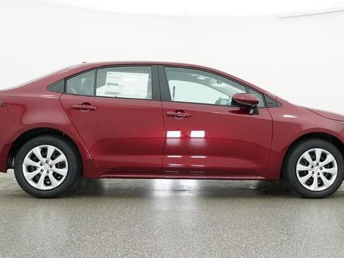 New 2026 Toyota Corolla LE image 3