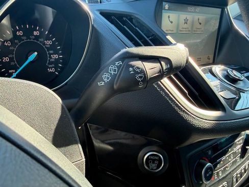 Used 2019 Ford Escape Titanium w/ U9j03 - Titanium Tow Package image 17