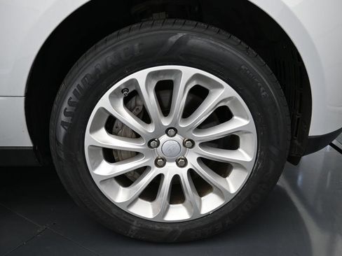 Used 2018 Land Rover Range Rover AWD/4WD image 16