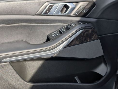 Used 2024 BMW X5 xDrive40i image 14