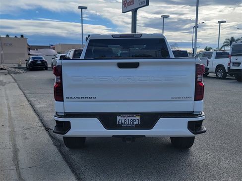 Used 2022 Chevrolet Silverado 1500 Custom image 6