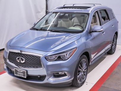 Used 2018 INFINITI QX60 FWD w/ Deluxe Technology Package