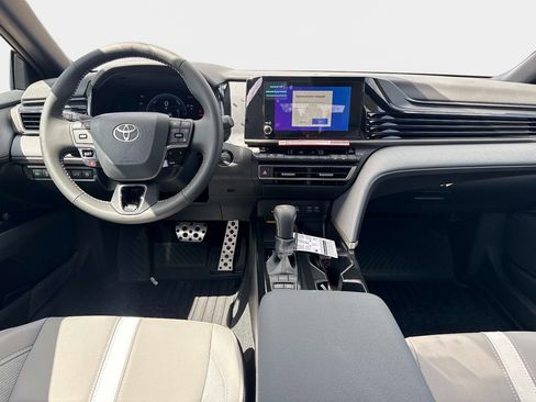 New 2026 Toyota Camry SE image 13