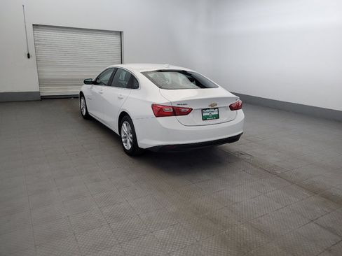 Used 2018 Chevrolet Malibu LT FWD image 5