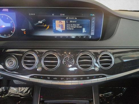 Used 2019 Mercedes-Benz S 450 Sedan image 15