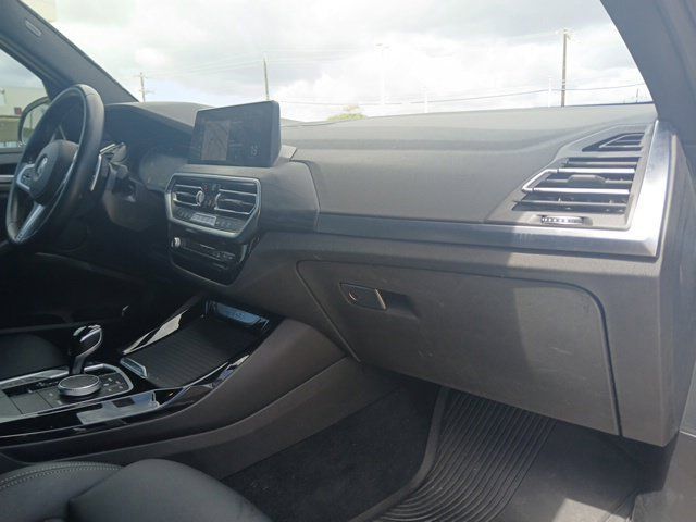 Used 2024 BMW X3 sDrive30i w/ M Sport Package RWD image 19