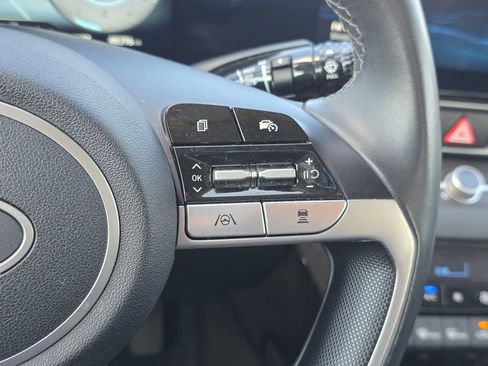 Used 2024 Hyundai Elantra Limited FWD image 34