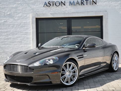 Used 2009 Aston Martin DBS Coupe RWD image 22