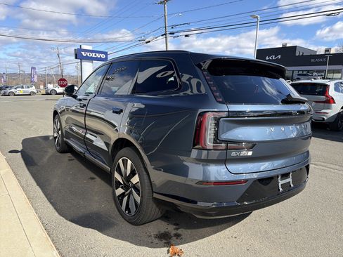 New 2025 Volvo EX90 Plus w/ Protection Package Premier image 3