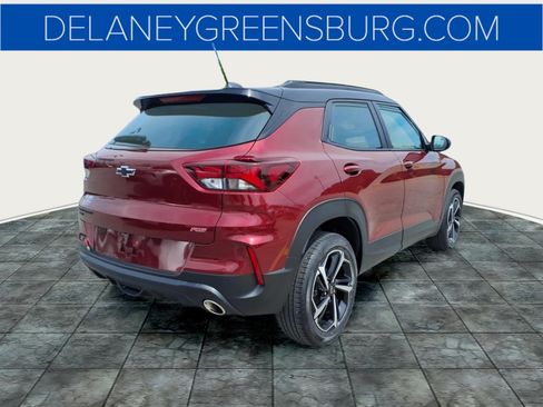 Used 2023 Chevrolet TrailBlazer RS w/ Sun and Liftgate Package AWD/4WD image 3